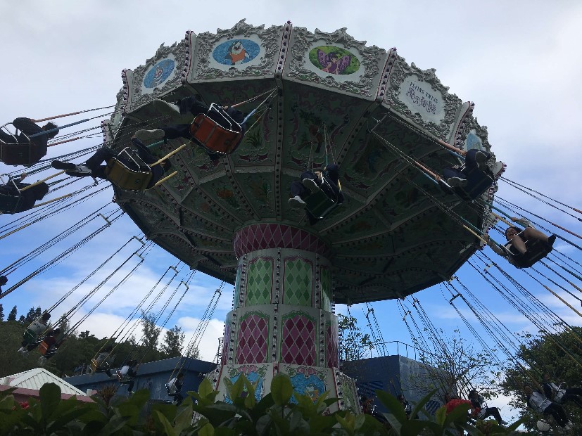 hk9.jpg Theme Park