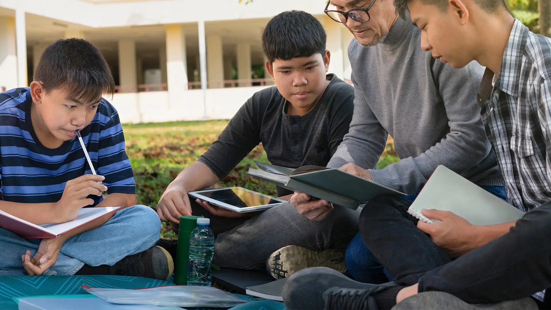 orangeaid-Supporting-education-for-children-tile