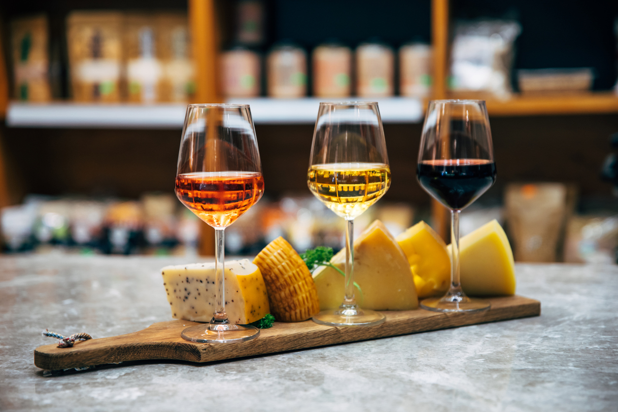 different wines with cheese